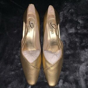 Dolce By Myers Gold Pumps Size 11